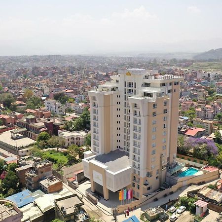 Hotel Crowne Imperial Kathmandu Buitenkant foto