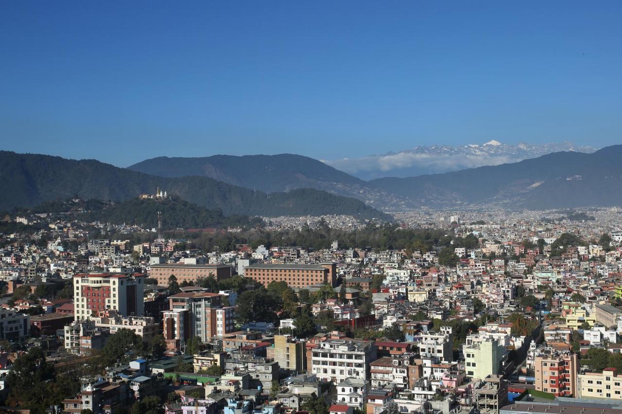 Hotel Crowne Imperial Kathmandu Buitenkant foto